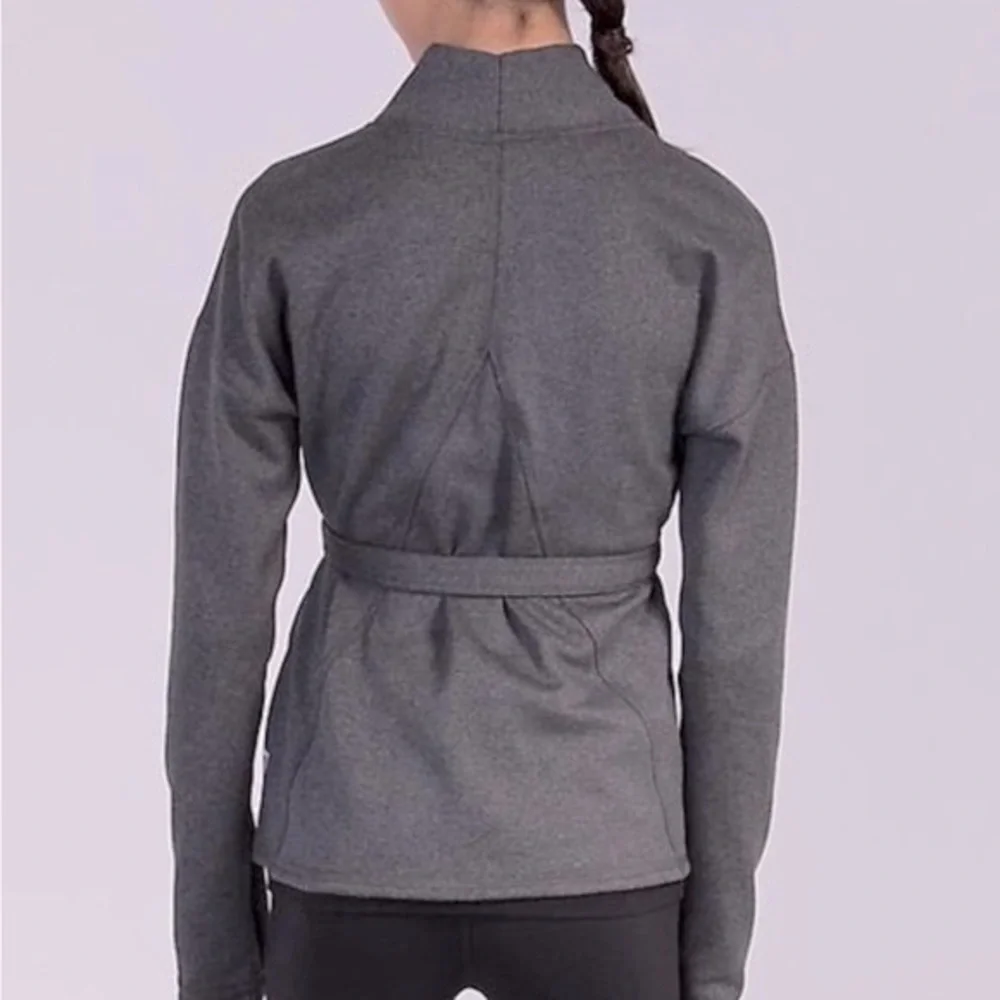 Ivivva by Lululemon purple blue heather girls wrap jacket in size 14